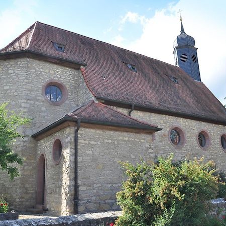 Lichtdurchflutetes Zimmer - Marienberg Waldbuttelbrunn Exteriör bild