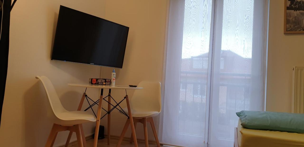 Lichtdurchflutetes Zimmer - Marienberg Waldbuttelbrunn Exteriör bild