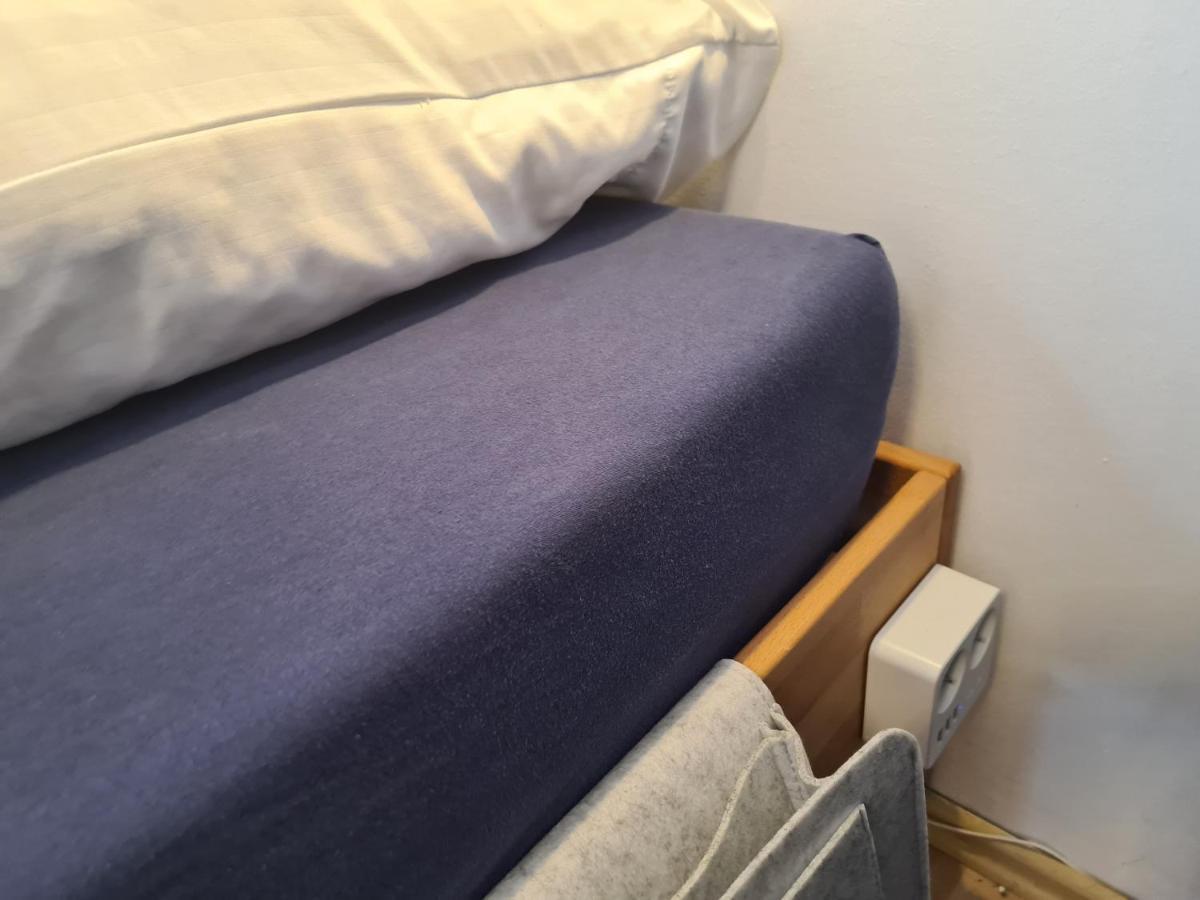 Lichtdurchflutetes Zimmer - Marienberg Waldbuttelbrunn Exteriör bild